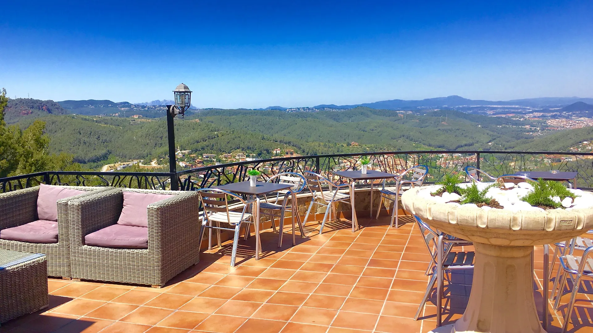 Petit Mirador Hotel Torrelles De Llobregat 3*,  Spain