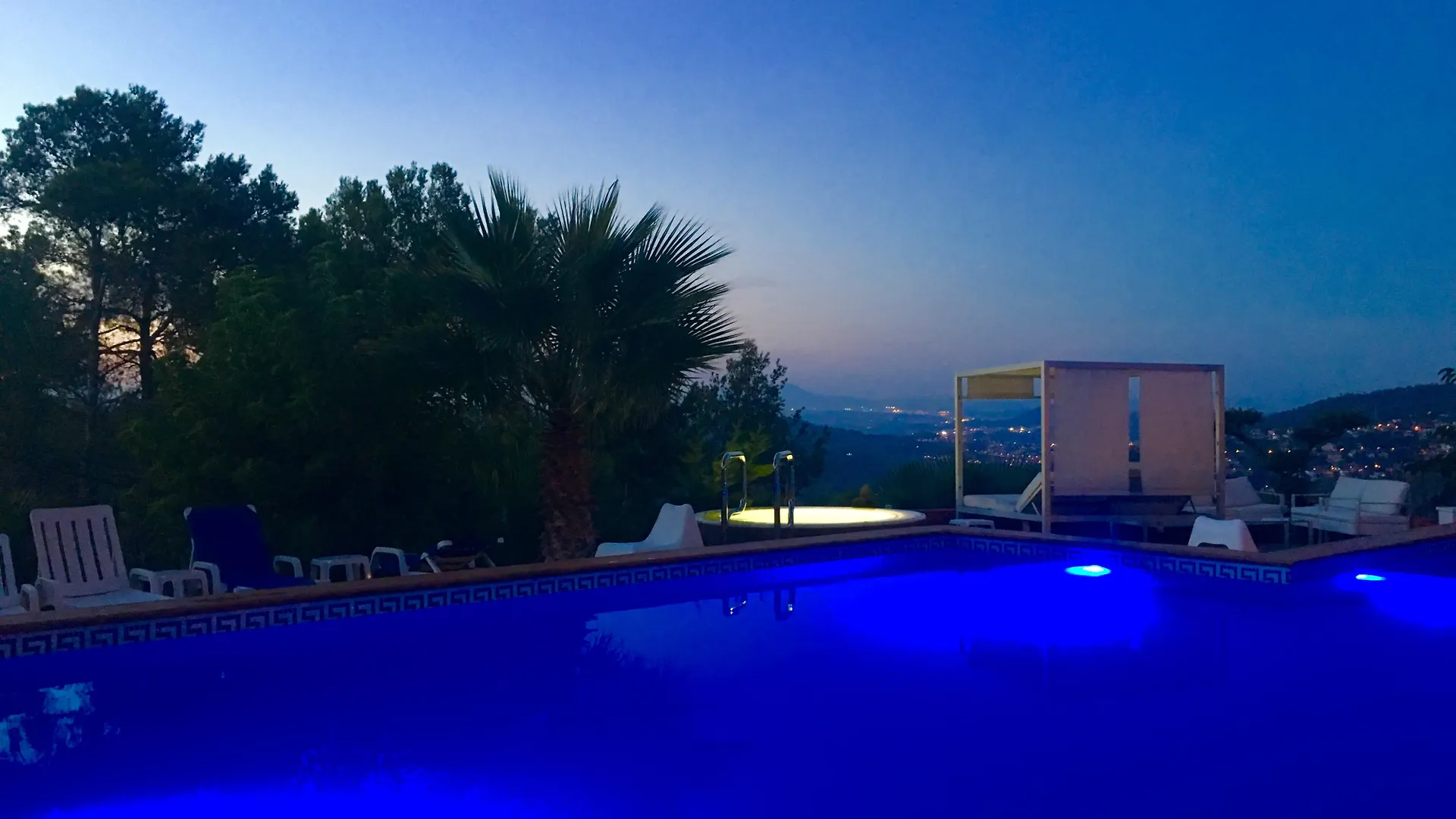 Hotel Petit Mirador à Torrelles De Llobregat